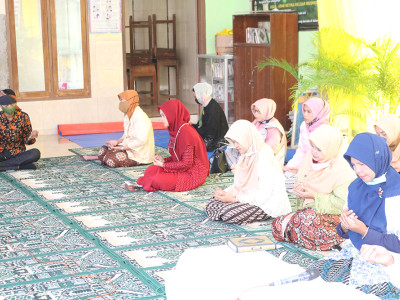 Peringatan Hari Ibu